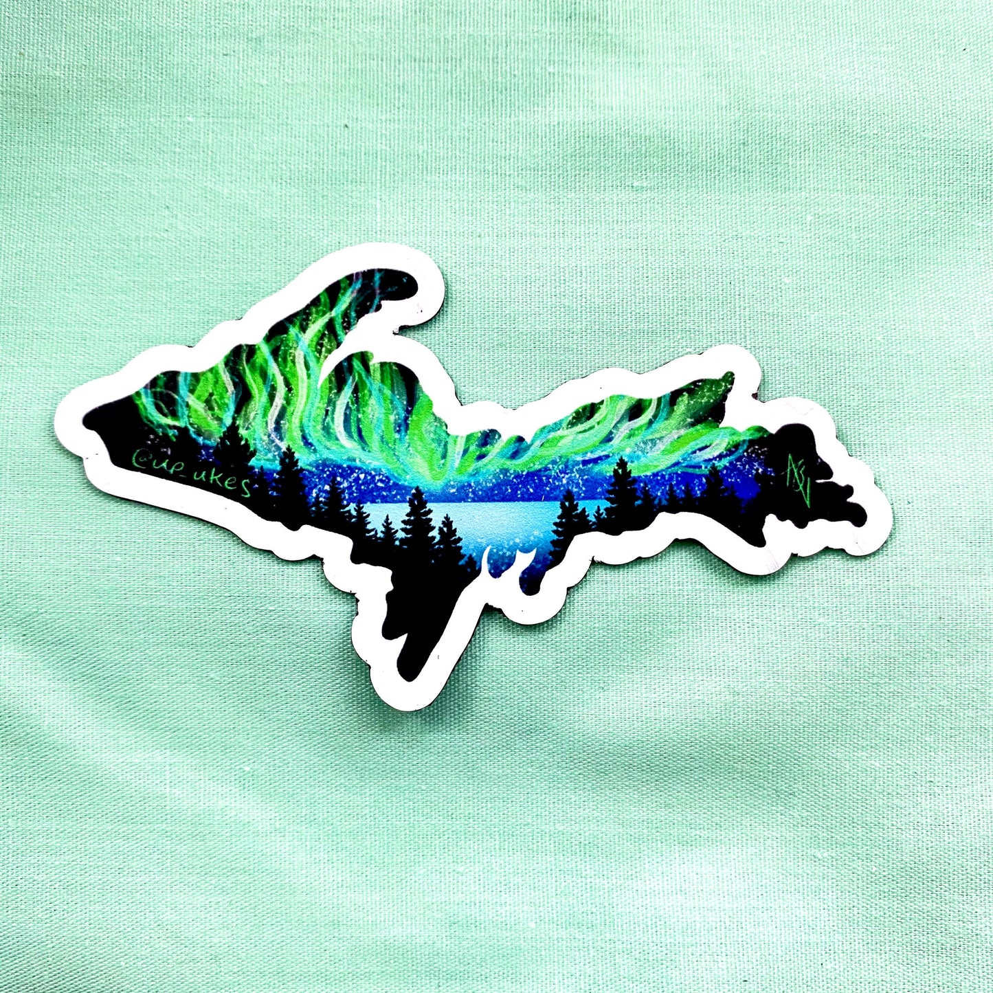 Michigan’s Upper Peninsula Northern Lights Magnet, 2”x3”